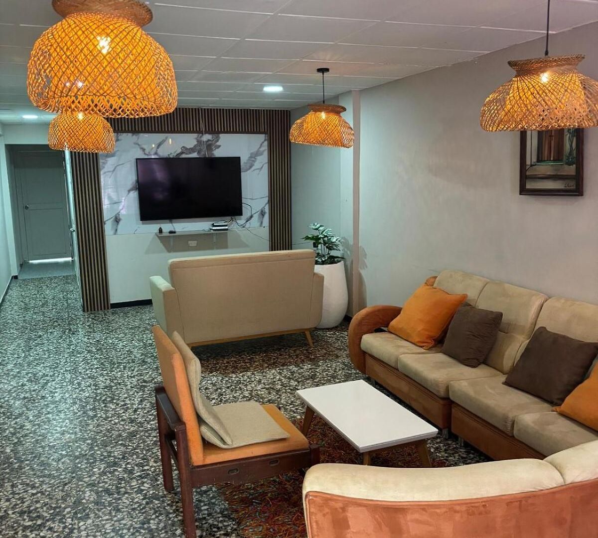 Wonderful Trinity House In Crespo. *