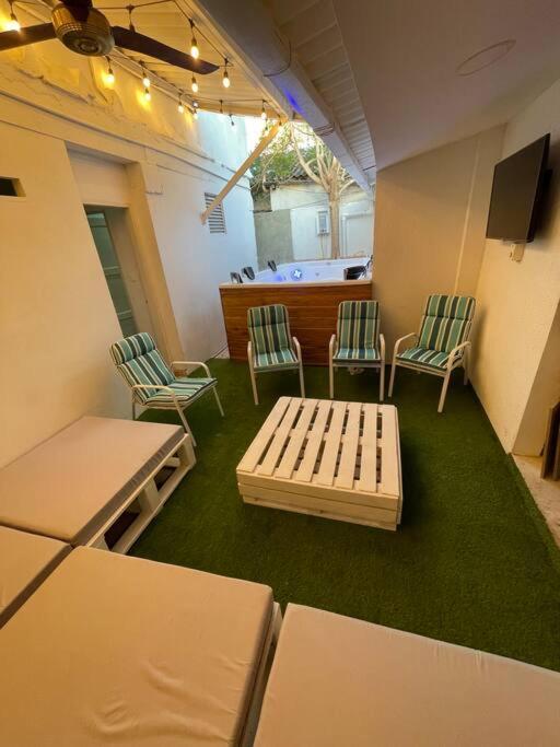 Wonderful Trinity House In Crespo. Сasa de vacaciones Cartagena