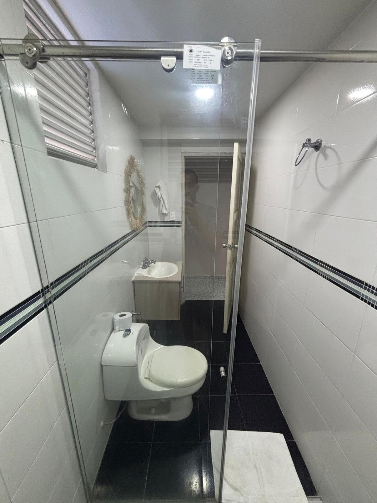 Wonderful Trinity House In Crespo. Cartagena