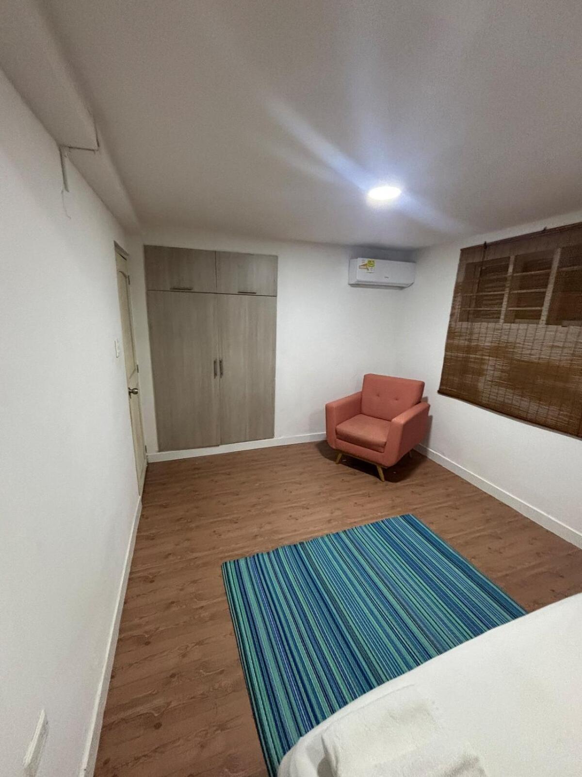 Wonderful Trinity House In Crespo. Сasa de vacaciones Cartagena