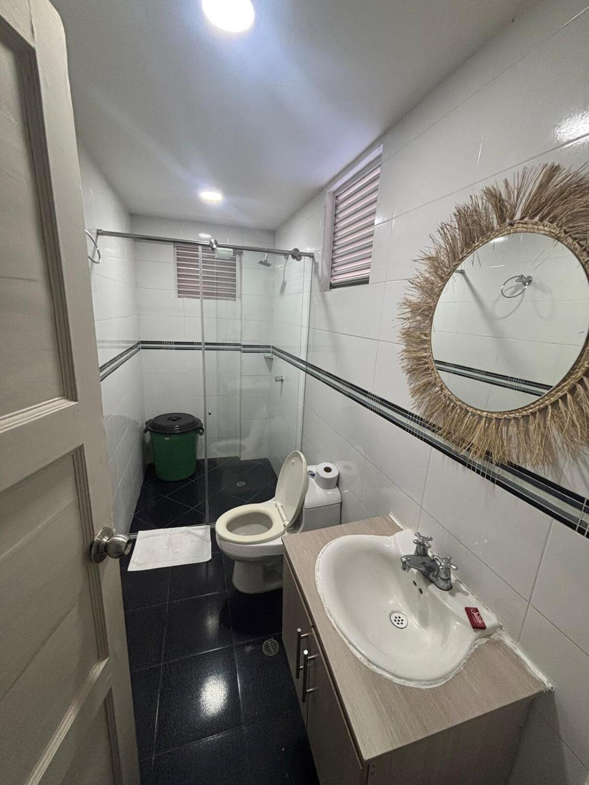 Сasa de vacaciones Wonderful Trinity House In Crespo. Cartagena